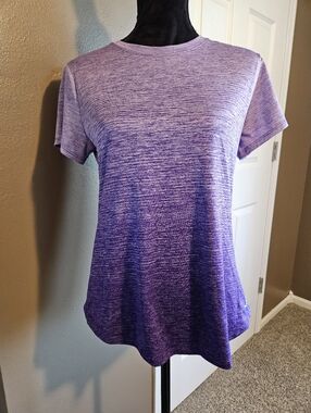 Women's Purple Ombre Short Sleeve Top